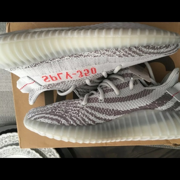 Yeezy 350 size 8 - Picture 2 of 4